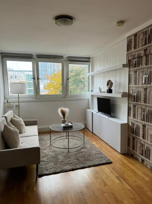 Apartment In Angel. Лондон Екстериор снимка
